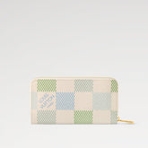 関税負担なし   春夏の新作 ジッピー・ウォレット Ref:N40748